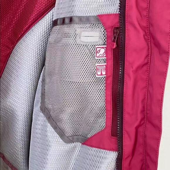 Helly Hansen ski jacket with removable vest - Picture 6 of 13